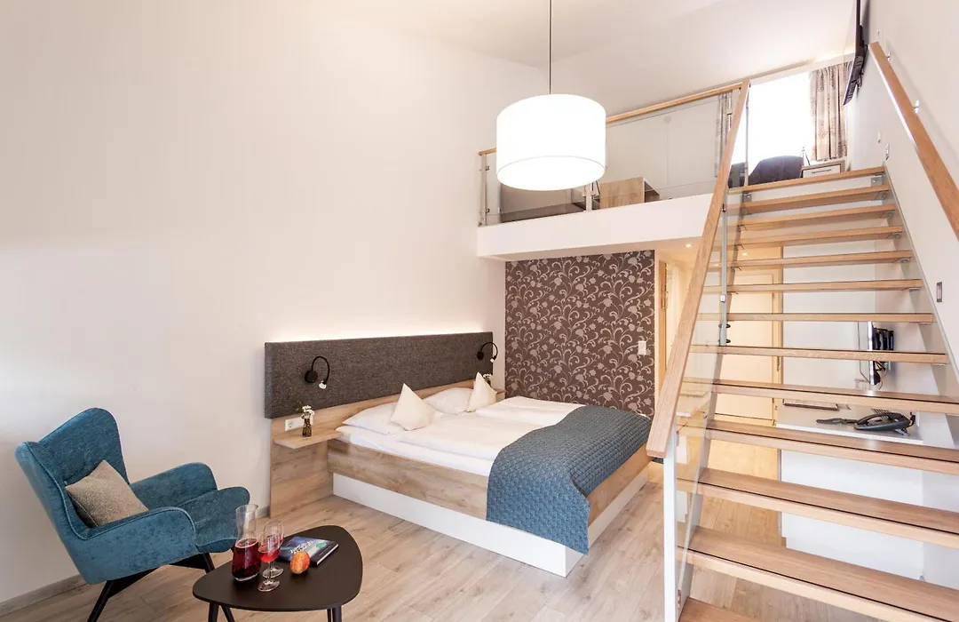 Hotel Chrysantihof-1